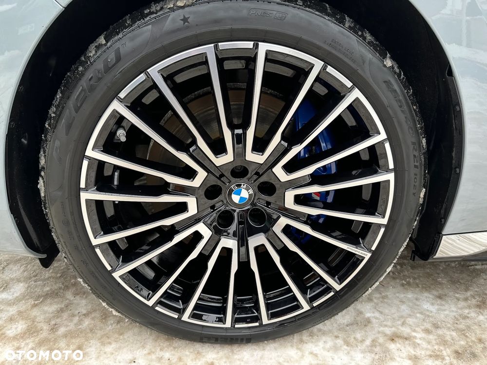 BMW Seria 7 M760e PHEV xDrive sport - 25
