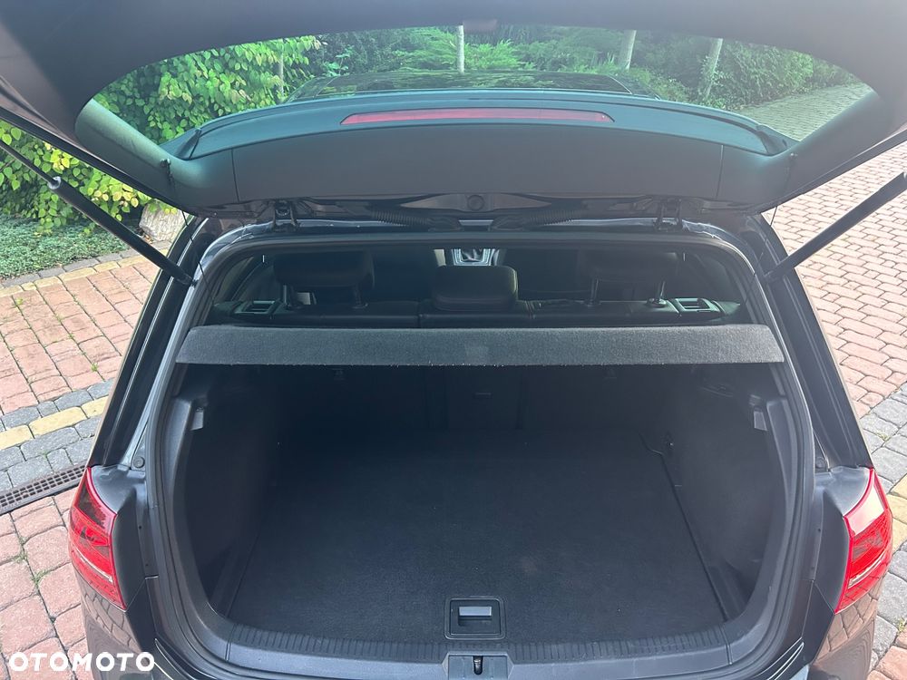 Volkswagen Golf - 7