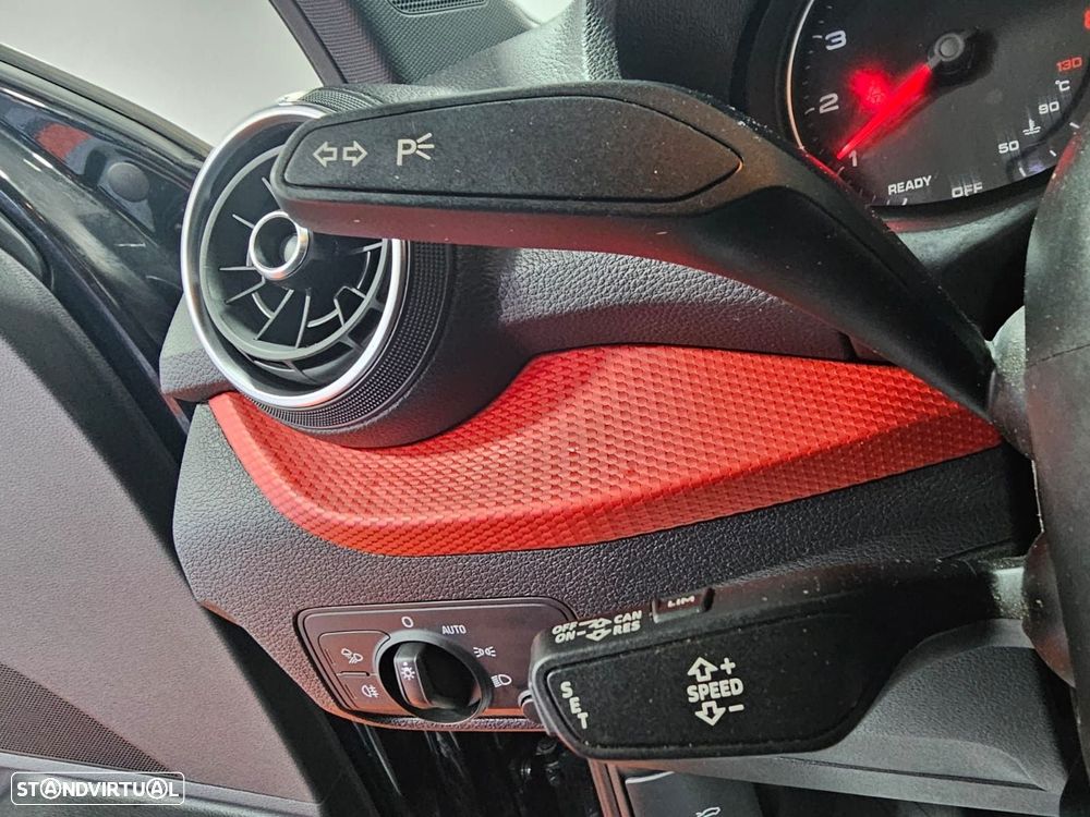 Audi Q2 30 TFSI Advanced - 17