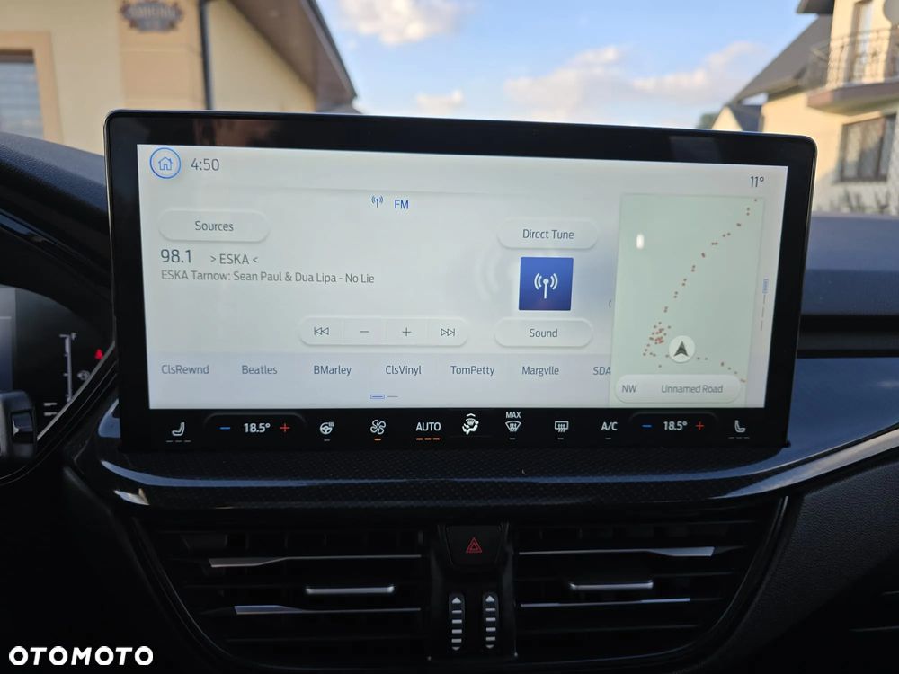 Ford Kuga - 37