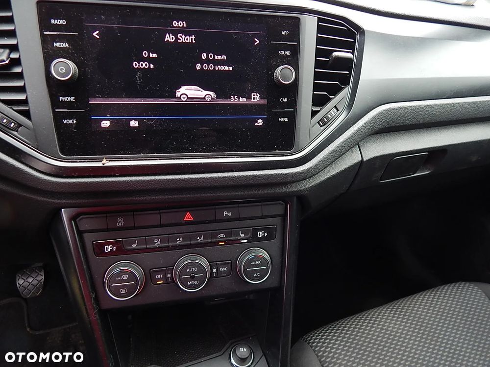 Volkswagen T-Roc - 14