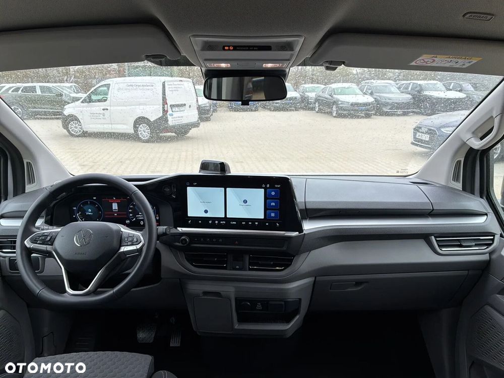 Volkswagen Caravelle - 10