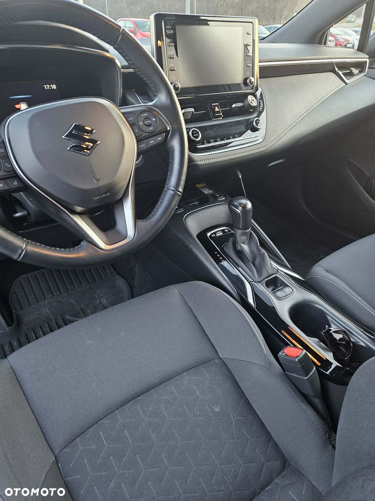 Suzuki Swace 1.8 Hybrid Premium Plus CVT - 15