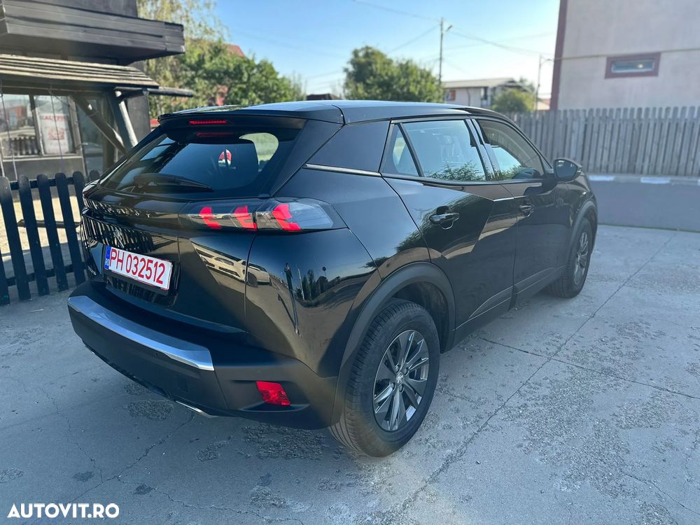 Peugeot 2008 PureTech 130 EAT8 Allure - 4