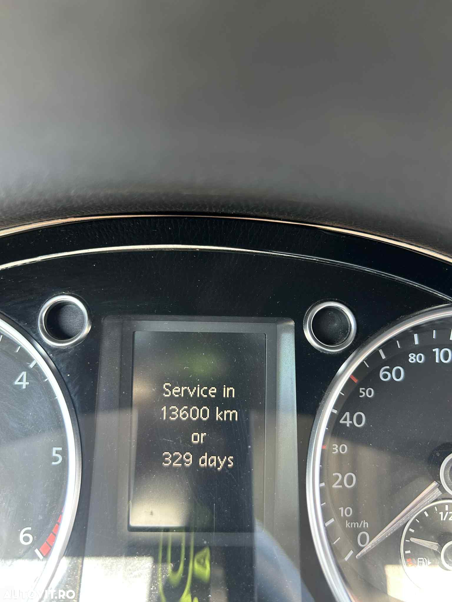 Volkswagen Passat 2.0TDI Sportline DPF DSG - 26