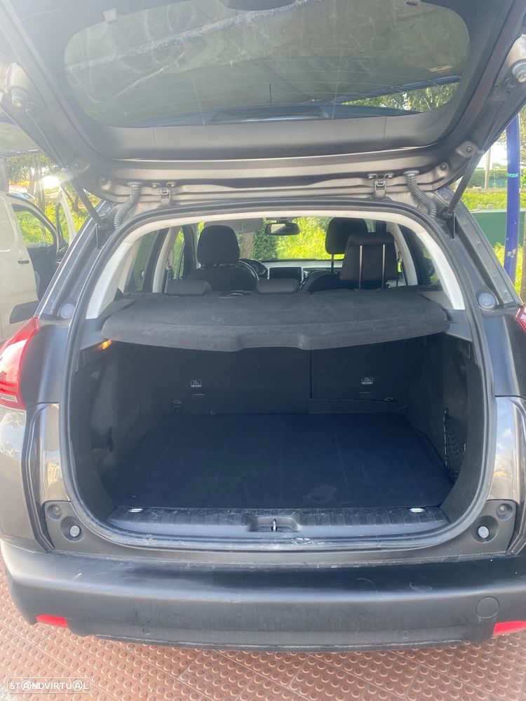 Peugeot 2008 1.2 PureTech Style - 10