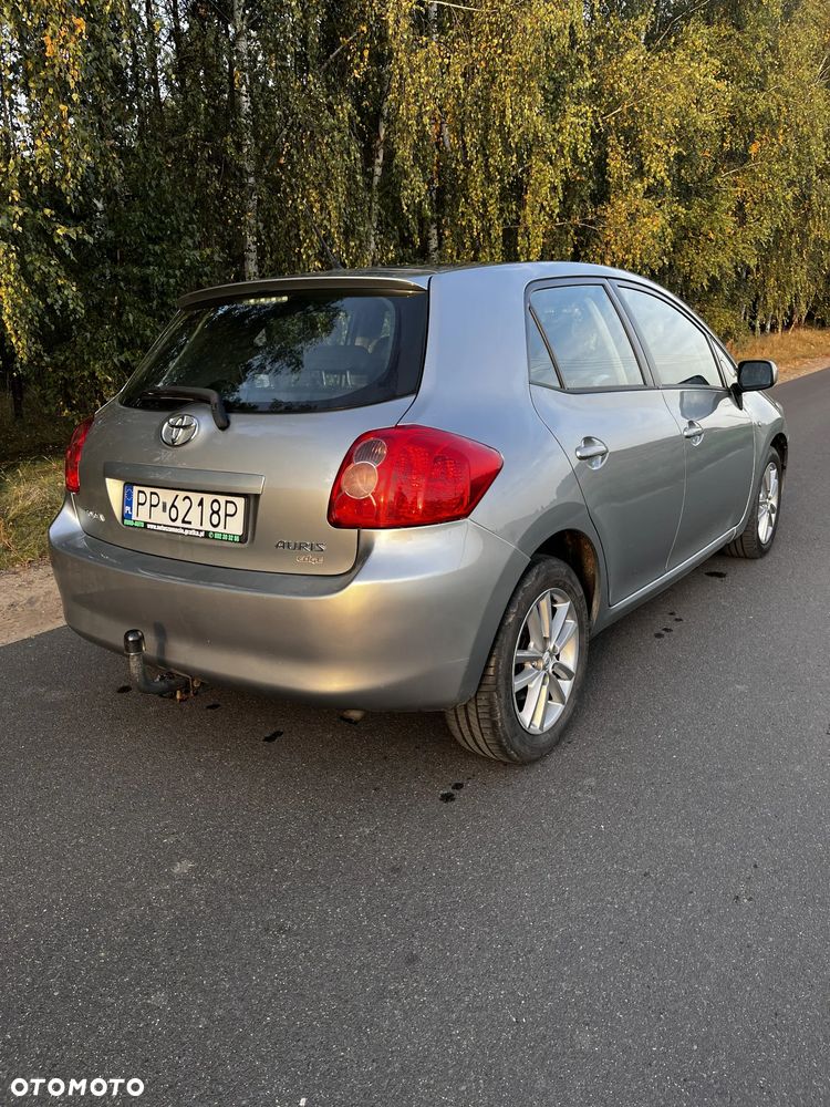 Toyota Auris 1.4 D-4D Luna - 6