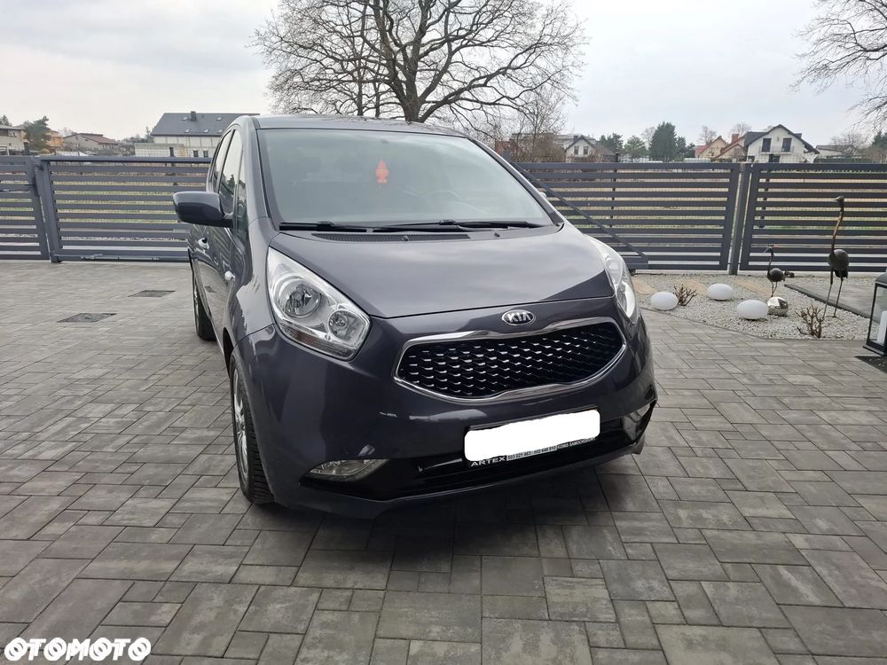 Kia Venga 1.4 CVVT UEFA EURO 2016 - 1