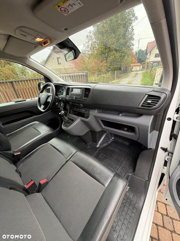 Toyota Proace 2022 photo 2