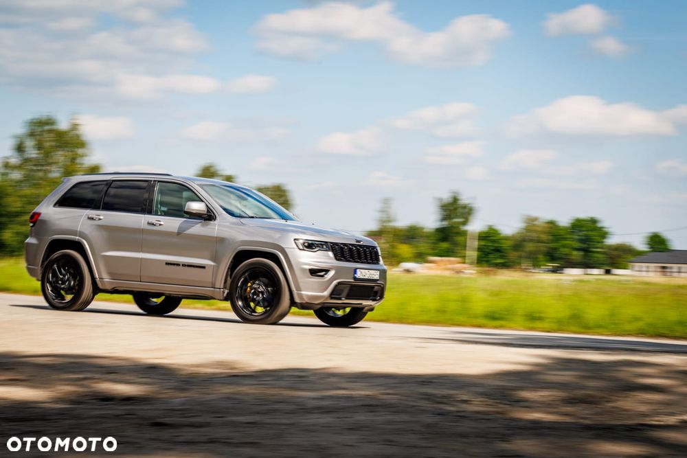Jeep Grand Cherokee - 6
