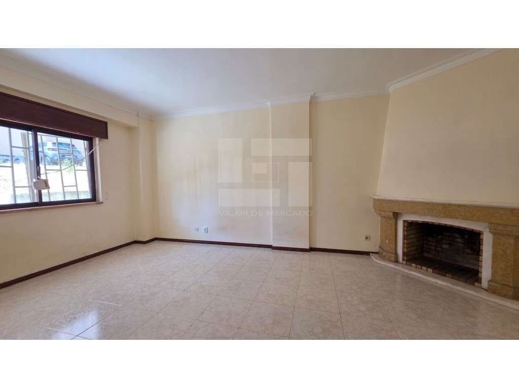 APARTAMENTO T1 - RINCHOA - RIO DE MOURO - Grande imagem: 5/25