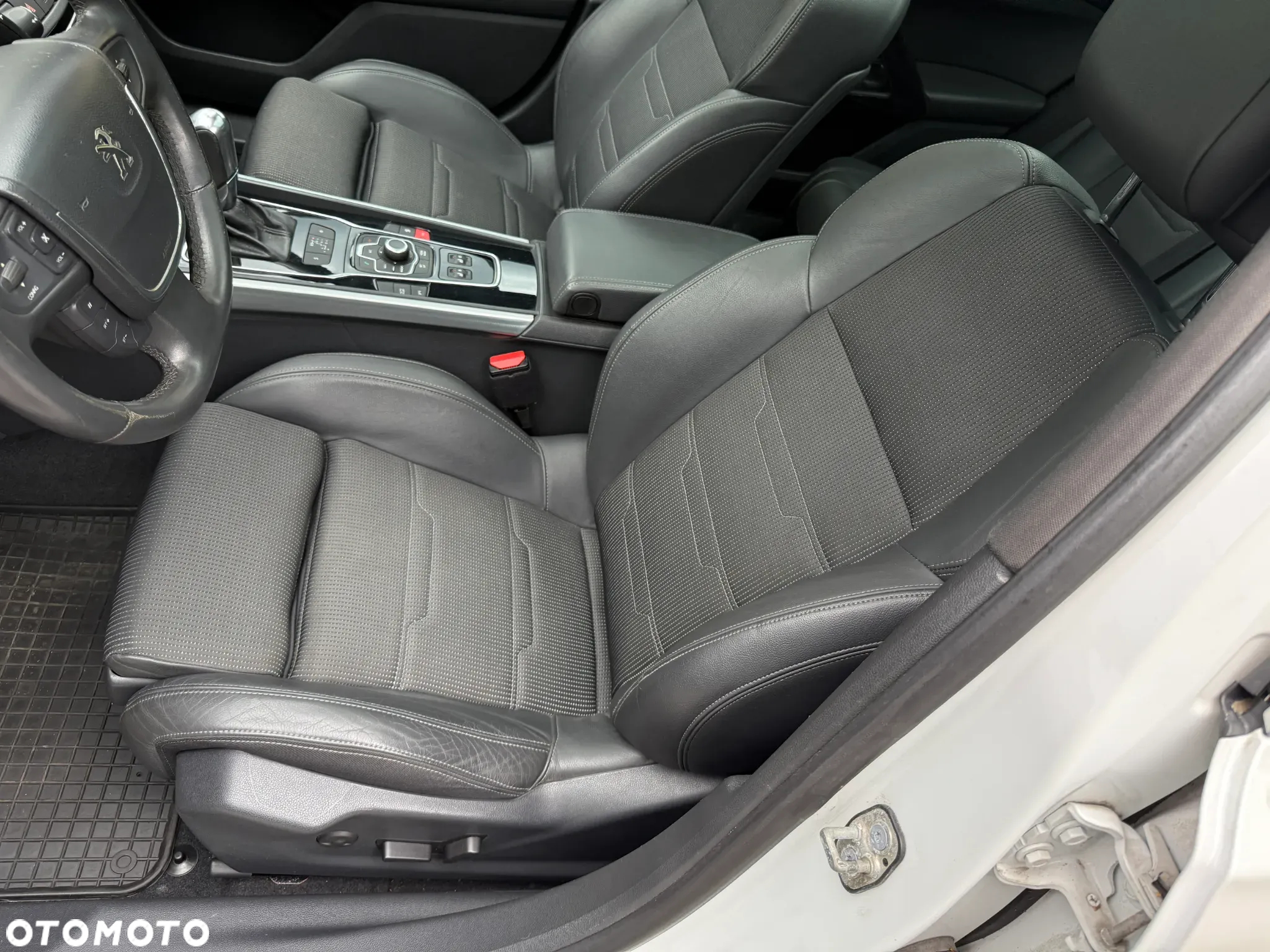 Peugeot 508 2.2 HDi GT - 12