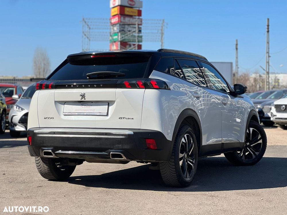 Peugeot 2008 1.2L PureTech 130 S&S EAT8 Allure - 7