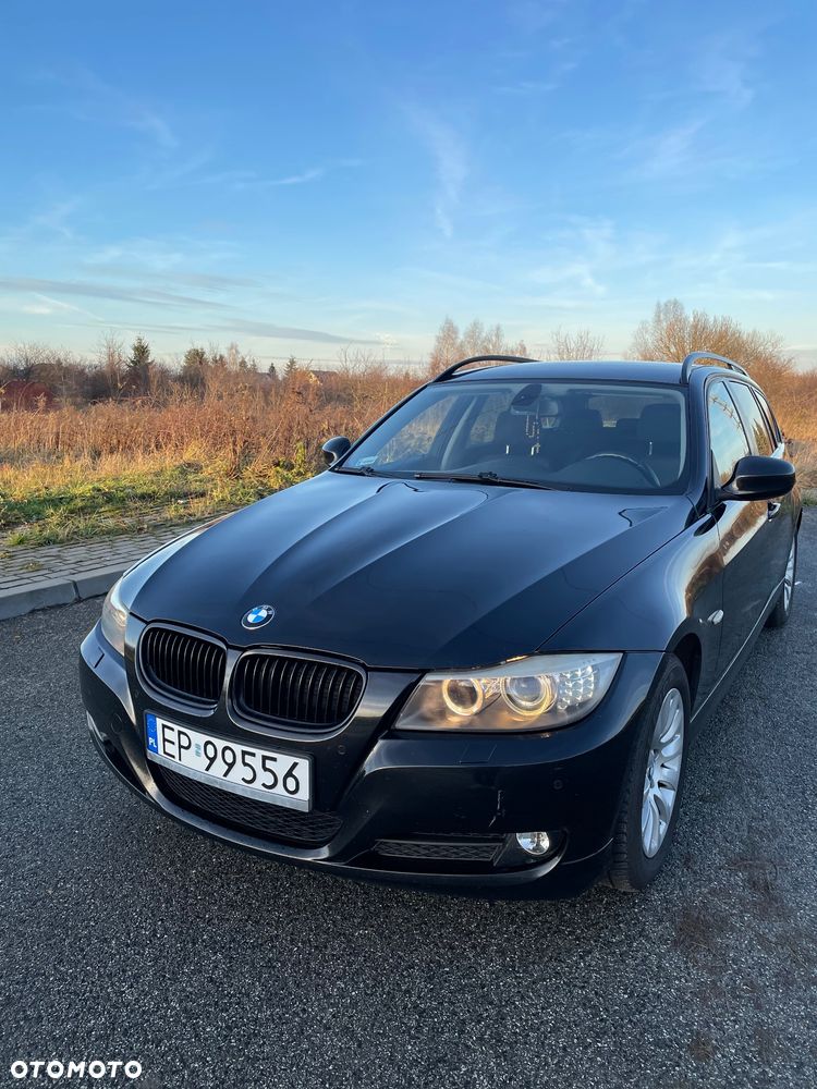 BMW Seria 3 320i - 2