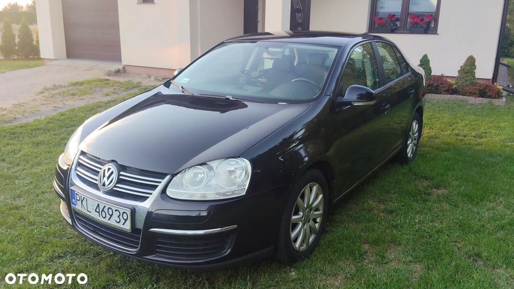 Volkswagen Jetta 1.6 Trendline - 2