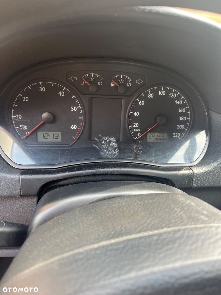 Volkswagen Polo 1.4 16V Basis - 8