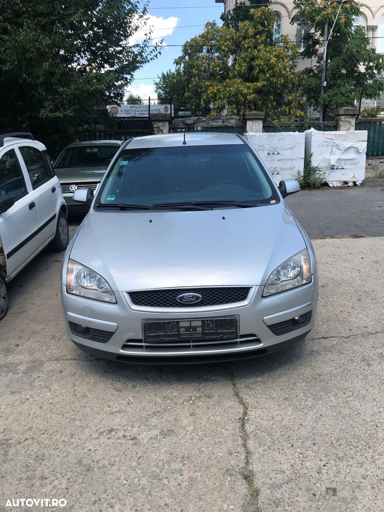 Dezmembrez Ford Focus gri argintiu 2007 TDCI - 3