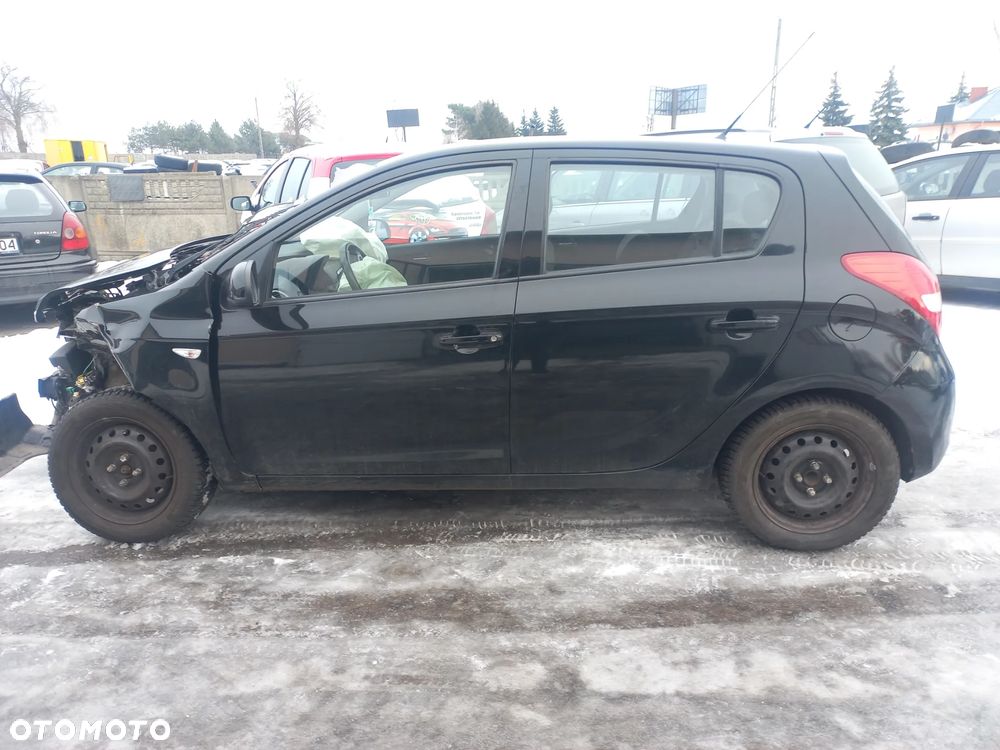 Hyundai I20 1.2 B 10r wszystkie części FR9P