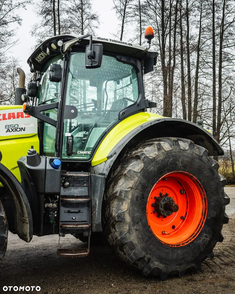 Claas AXION 850 - 13