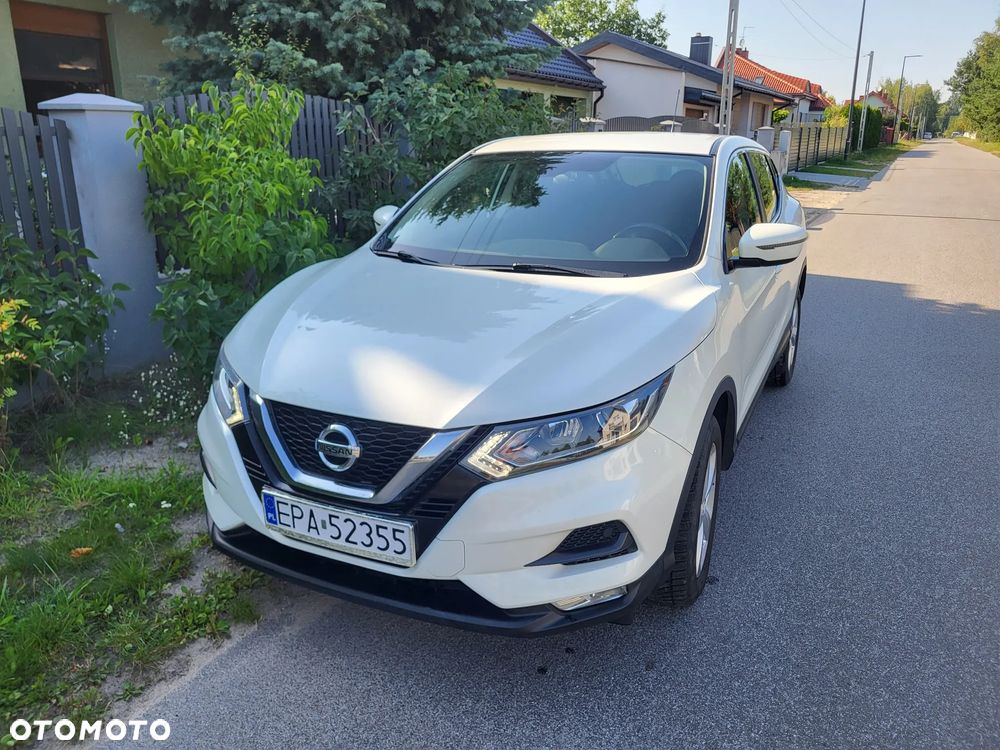 Nissan Qashqai - 1