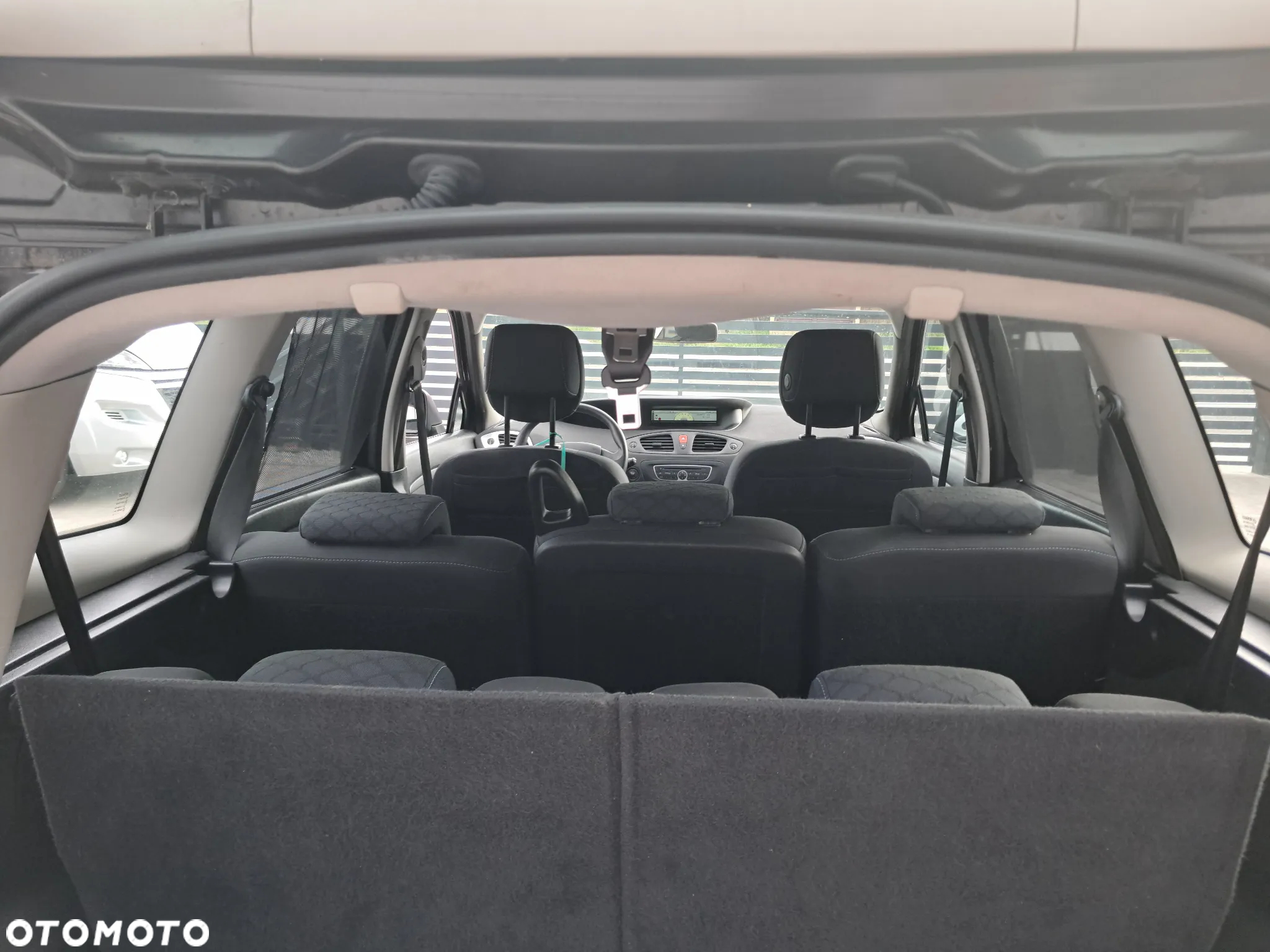 Renault Grand Scenic 1.6 16V 110 Authentique - 17