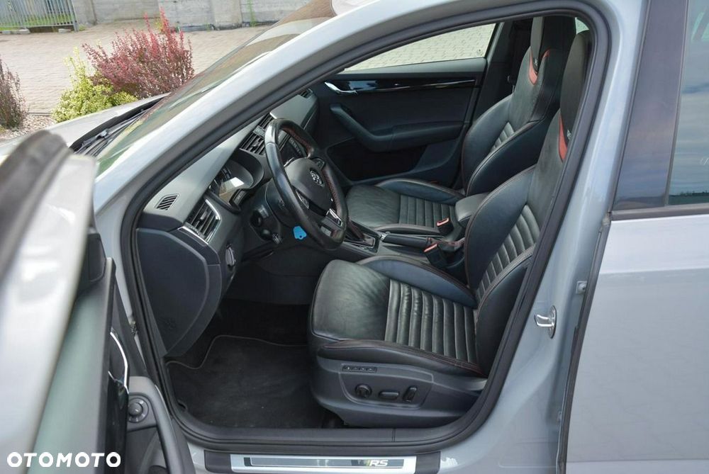 Skoda Octavia 2.0 TSI RS 230 DSG - 19