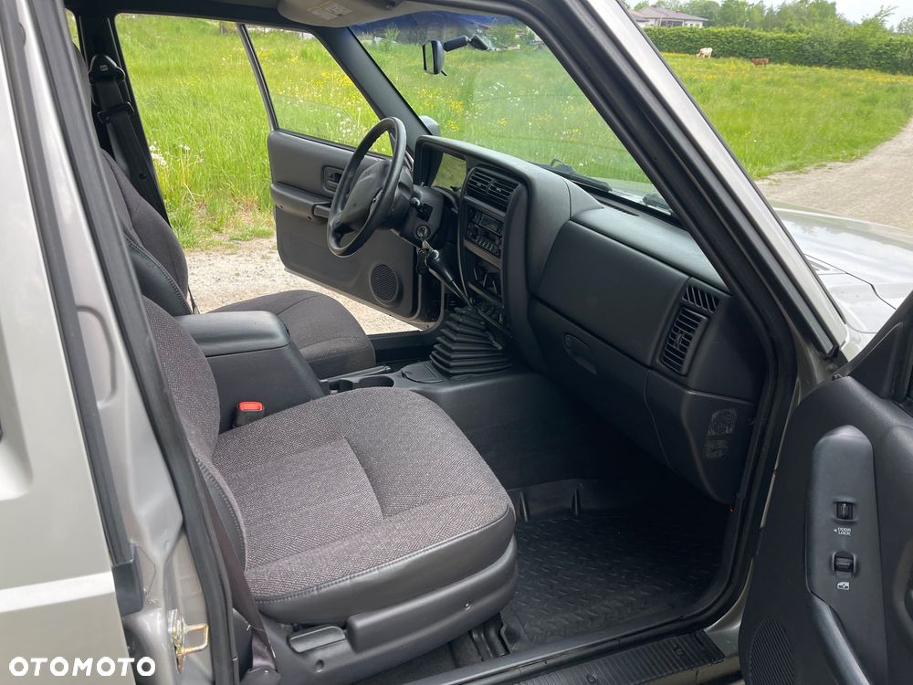 Jeep Cherokee 2.5 TD - 13
