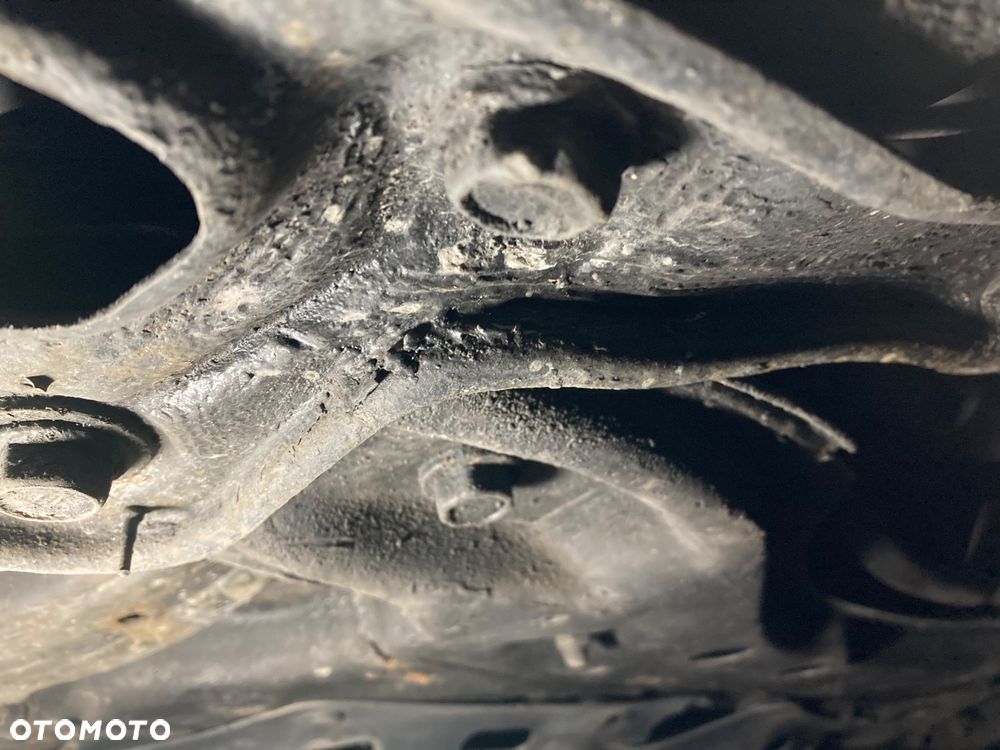 Toyota Avensis 1.8 VVT-i Sol - 31