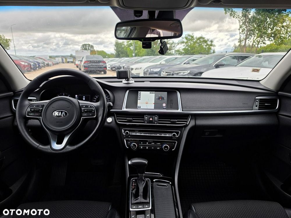 Kia Optima - 33