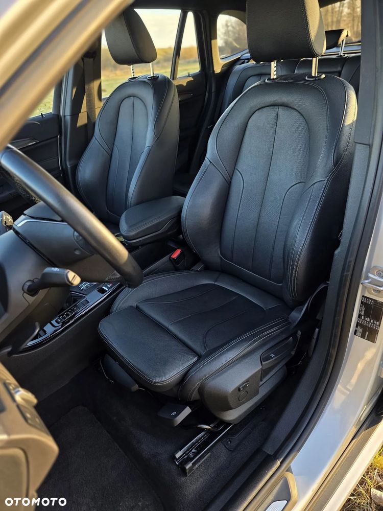 BMW X1 - 16