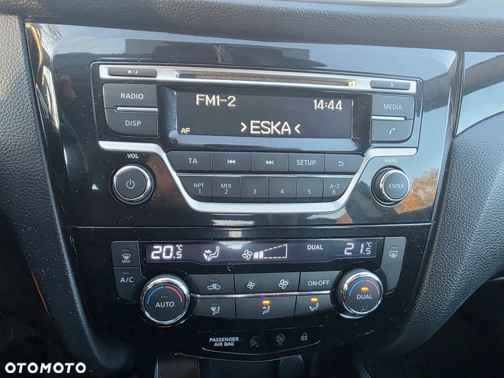 Nissan Qashqai 1.2 DIG-T N-Vision - 22