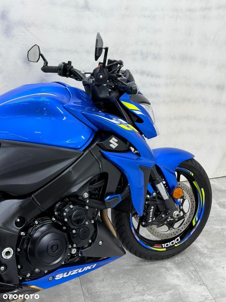Suzuki GSX 1000 - 31