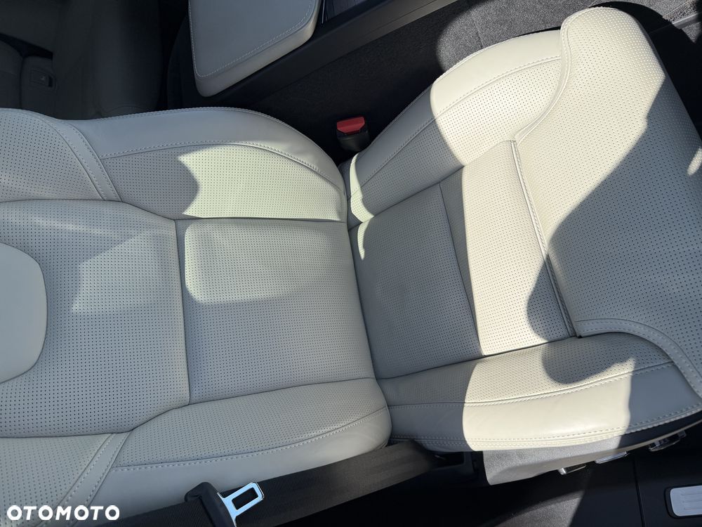 Volvo XC 60 T5 AWD Inscription - 21