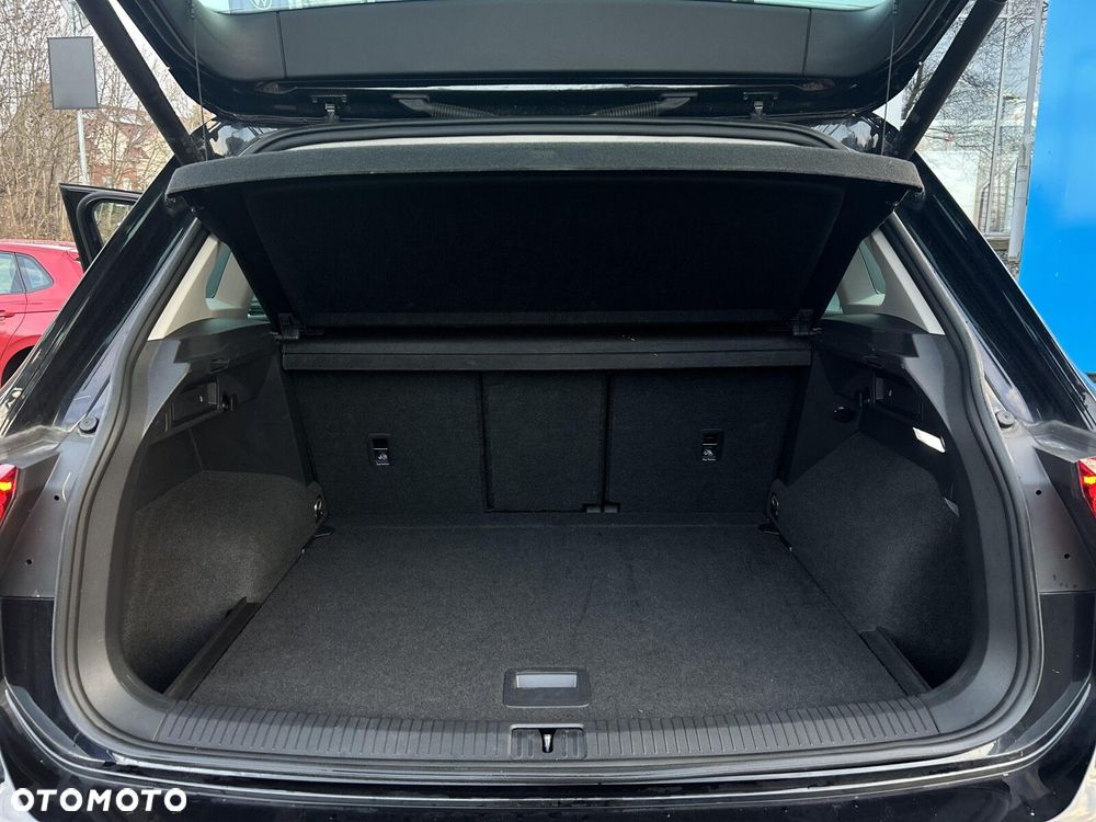 Volkswagen Tiguan 2.0 TSI 4Mot Elegance DSG - 28