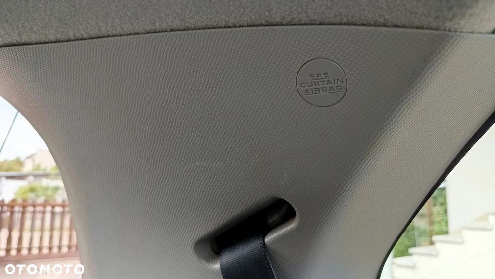 Toyota Yaris 1.3 Luna - 16
