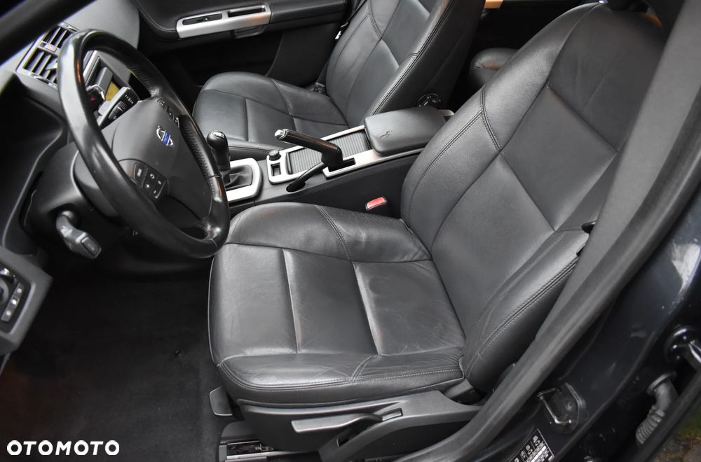 Volvo S40 2.4i R-Design Momentum - 15