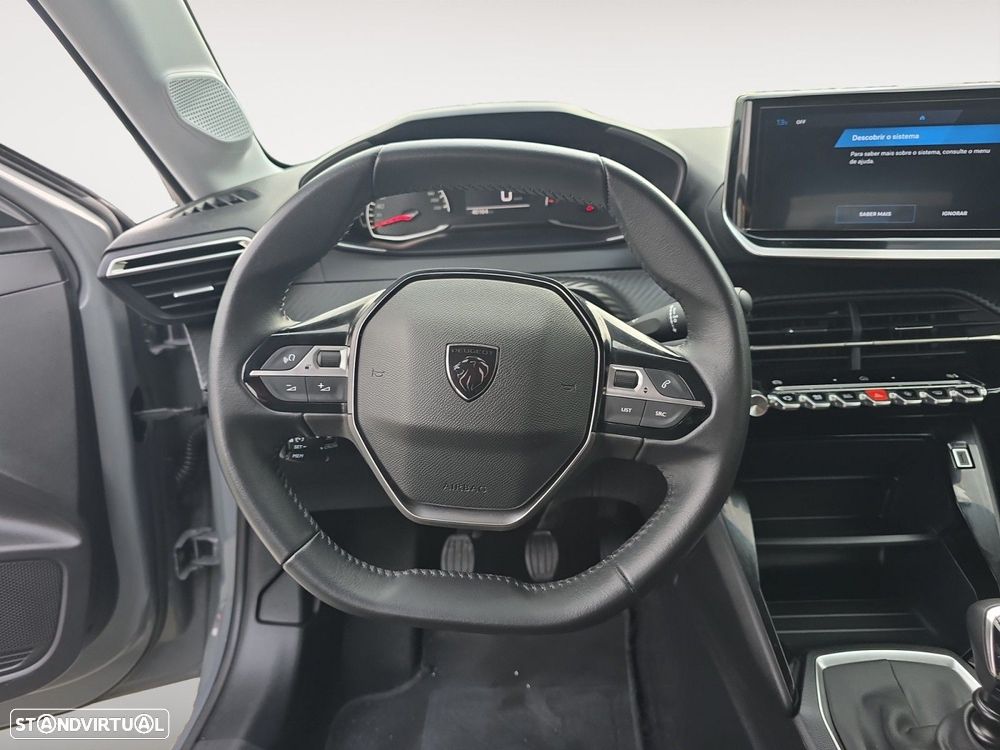 Peugeot 208 1.2 PureTech Active - 12