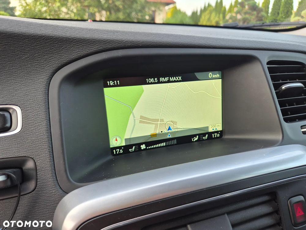 Volvo V60 D4 AWD Momentum - 22