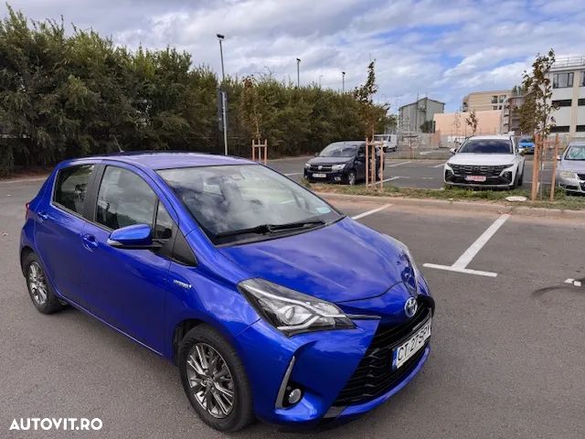 Toyota Yaris 1.5 VVT-i HSD Luna - 6