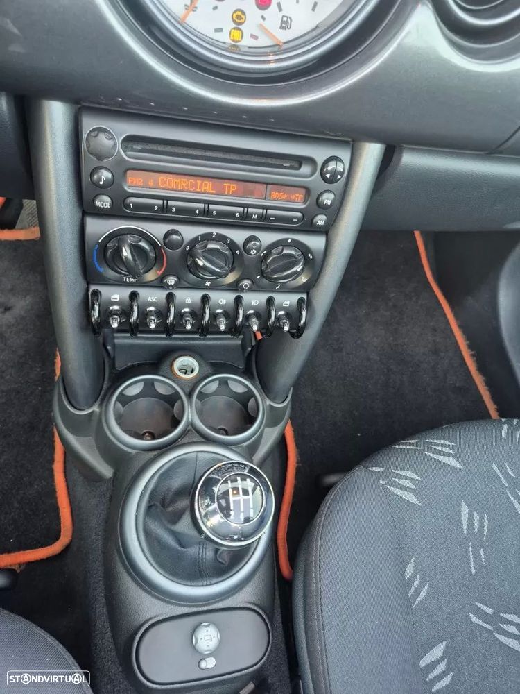 MINI Cabrio One 1.6 - 26