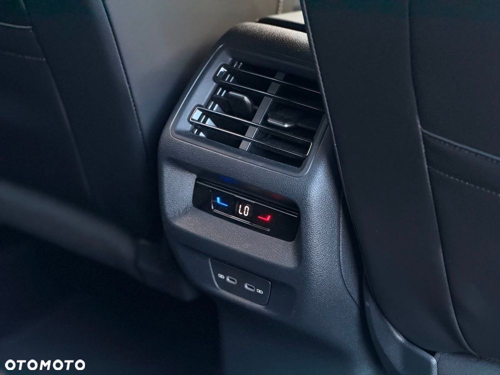 Volkswagen Tiguan 2.0 TSI 4Mot R-Line DSG - 26
