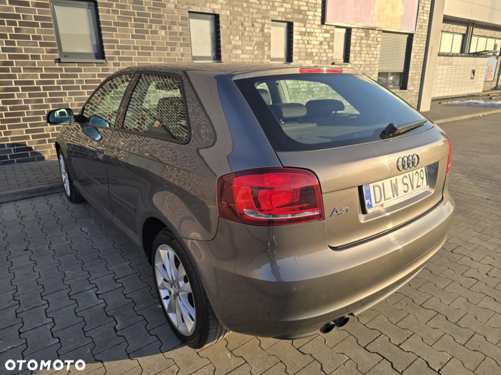 Audi A3 3-drzwiowe 2.0 TDI Quattro Ambiente - 16