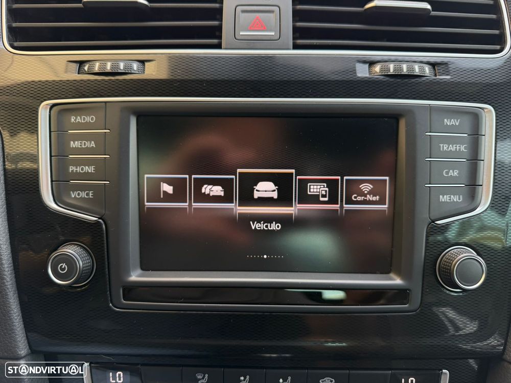 VW Golf 2.0 TDI GTD DSG - 34