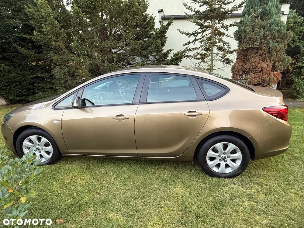 Opel Astra - 3