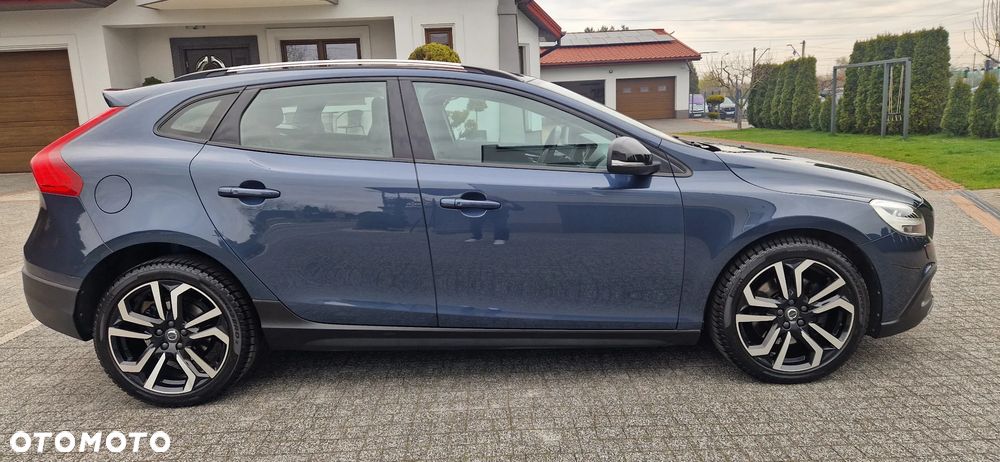 Volvo V40 T3 Drive-E R-Ocean Race - 4