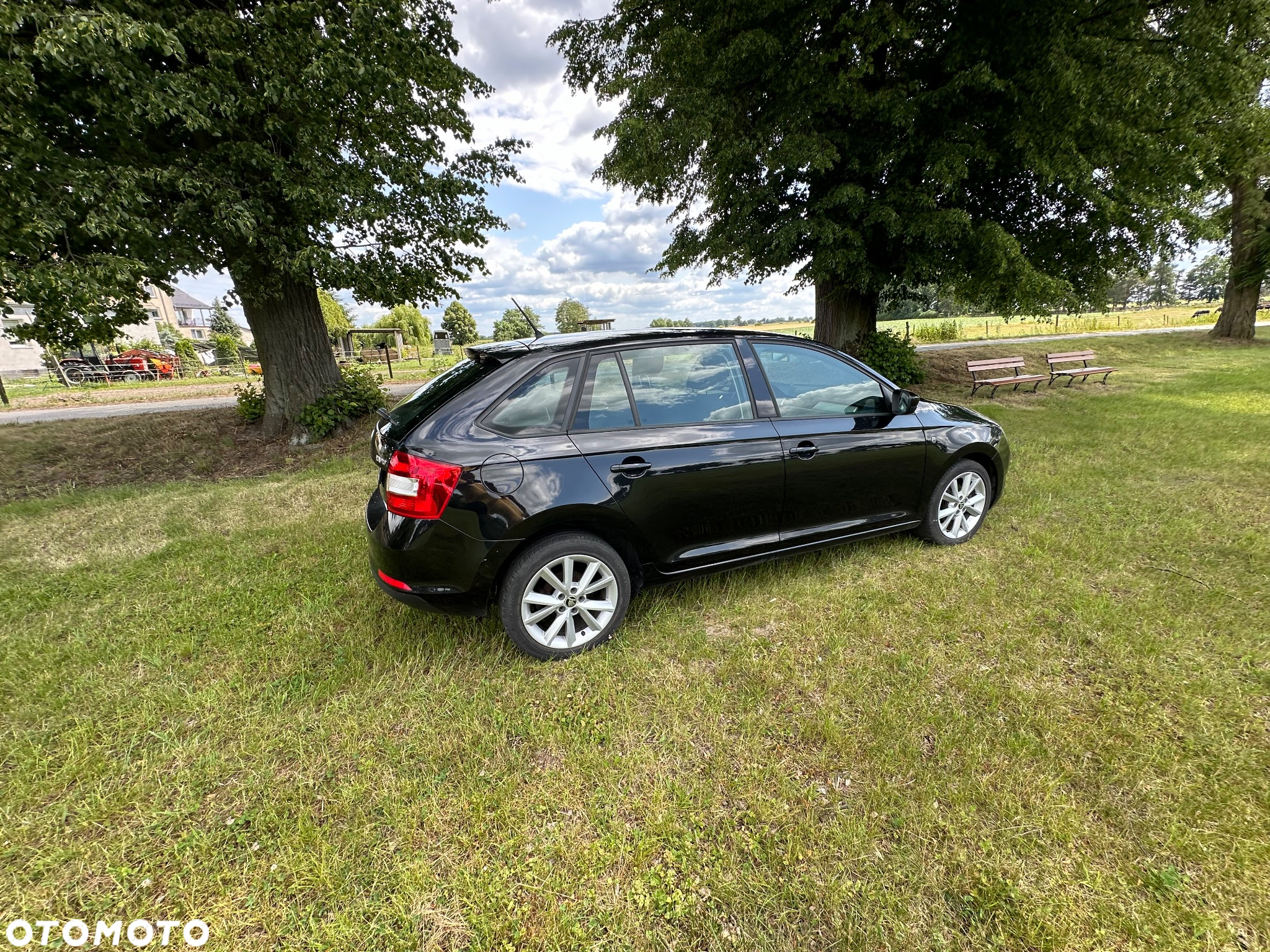 Skoda RAPID 1.2 TSI Elegance - 9