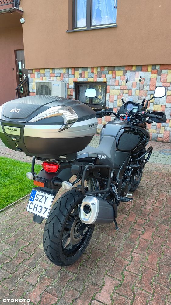 Suzuki V-STROM - 16