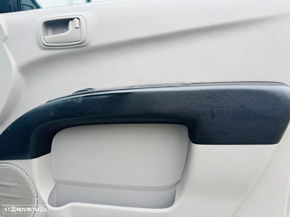 Mitsubishi L200 2.5 DI-D CD Intense AC/JLL - 26