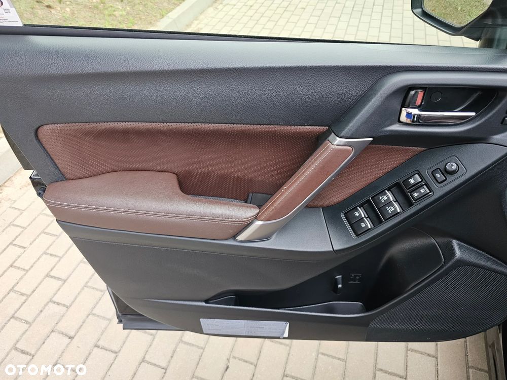 Subaru Forester 2.0 i Platinum (EyeSight) Lineartronic - 22