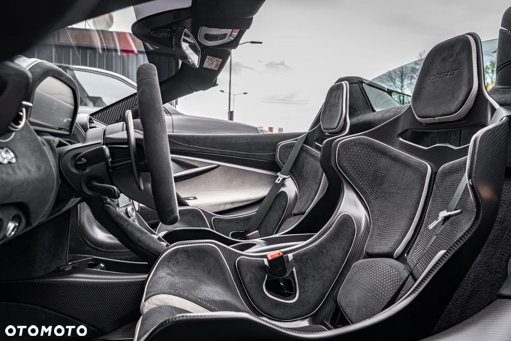 McLaren 765LT Spider - 33